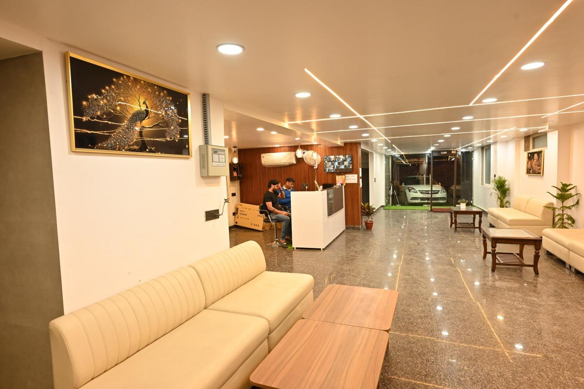 Hotel Down Town Paschim Vihar Delhi  Exteriör bild