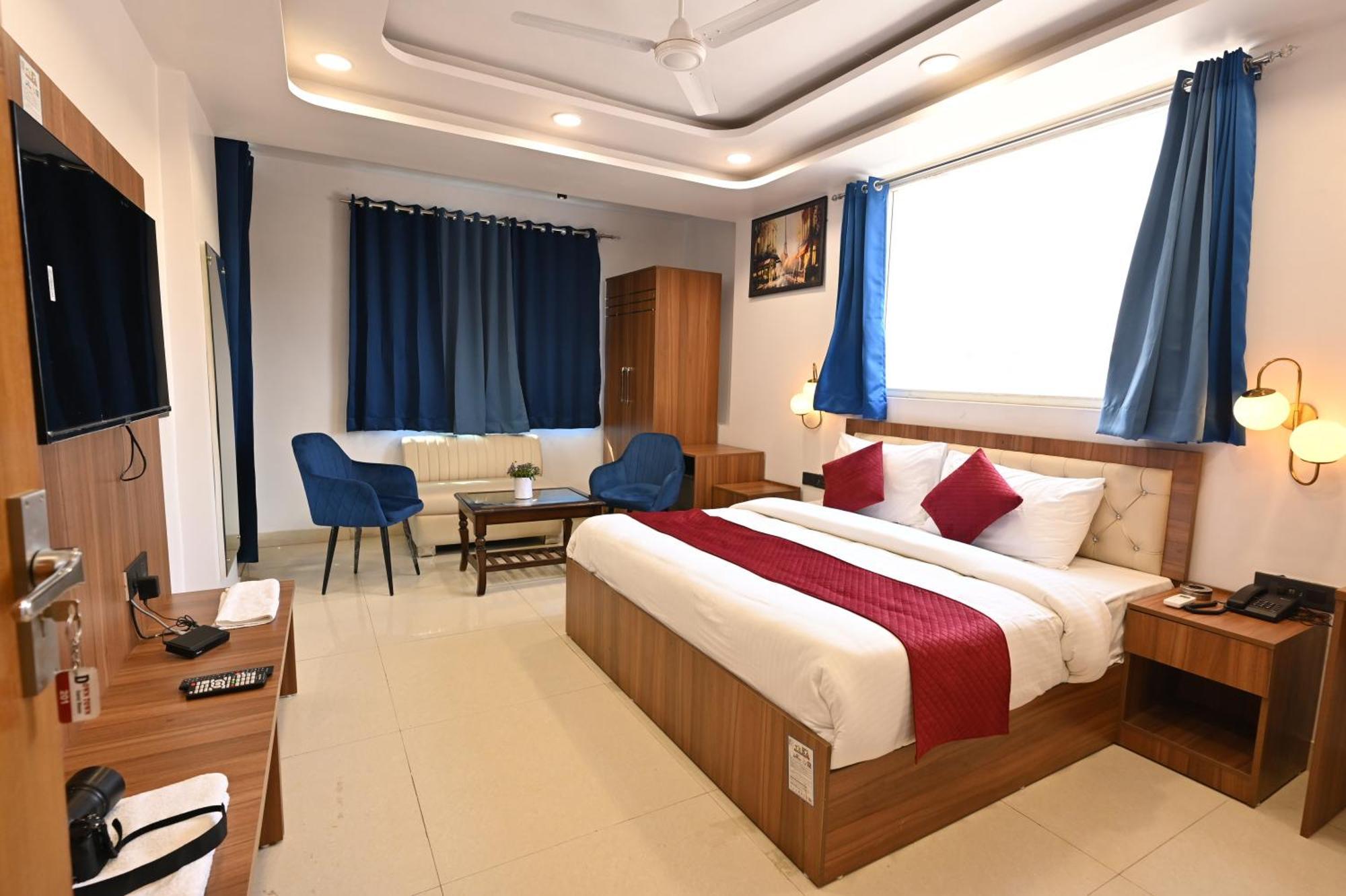 Hotel Down Town Paschim Vihar Delhi  Exteriör bild